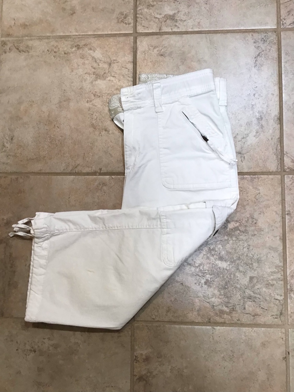 White Capris, Lee, Size Medium with pockets